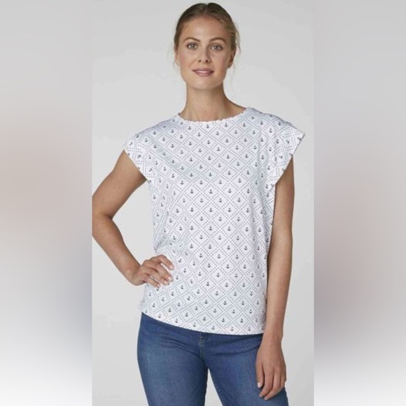 Helly Hansen Tops - Helly Hansen White Ruffled Blouse with Short Sleeves